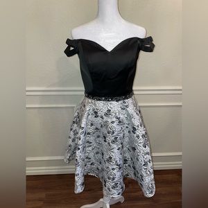 Off-Shoulder Ellie Wilde Dress